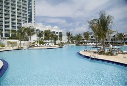 Continuum North Tower South Beach Pool